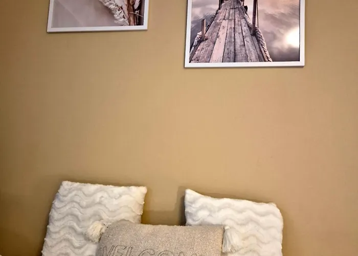 Klara * Ταρτού